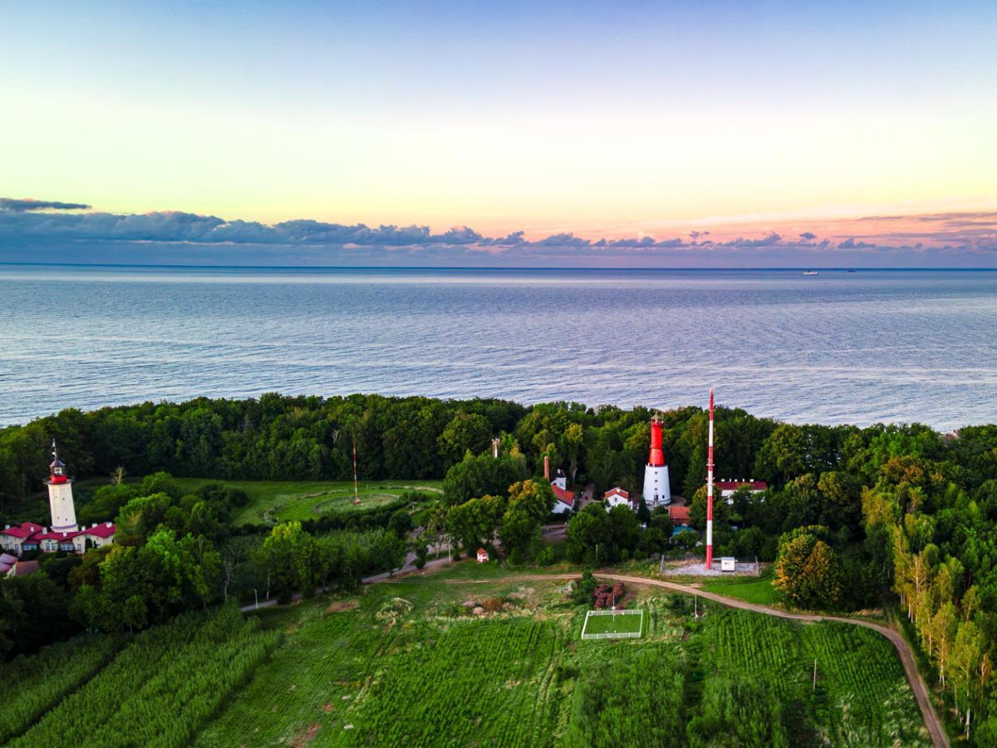 Nowoczesne Domki Sosnowa Przystan W Rozewiu Z Jacuzzi Jastrzebia Gora Exterior photo