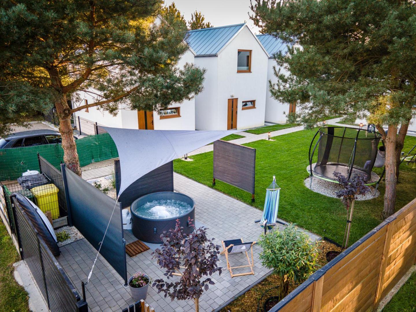 Nowoczesne Domki Sosnowa Przystan W Rozewiu Z Jacuzzi Jastrzebia Gora Exterior photo