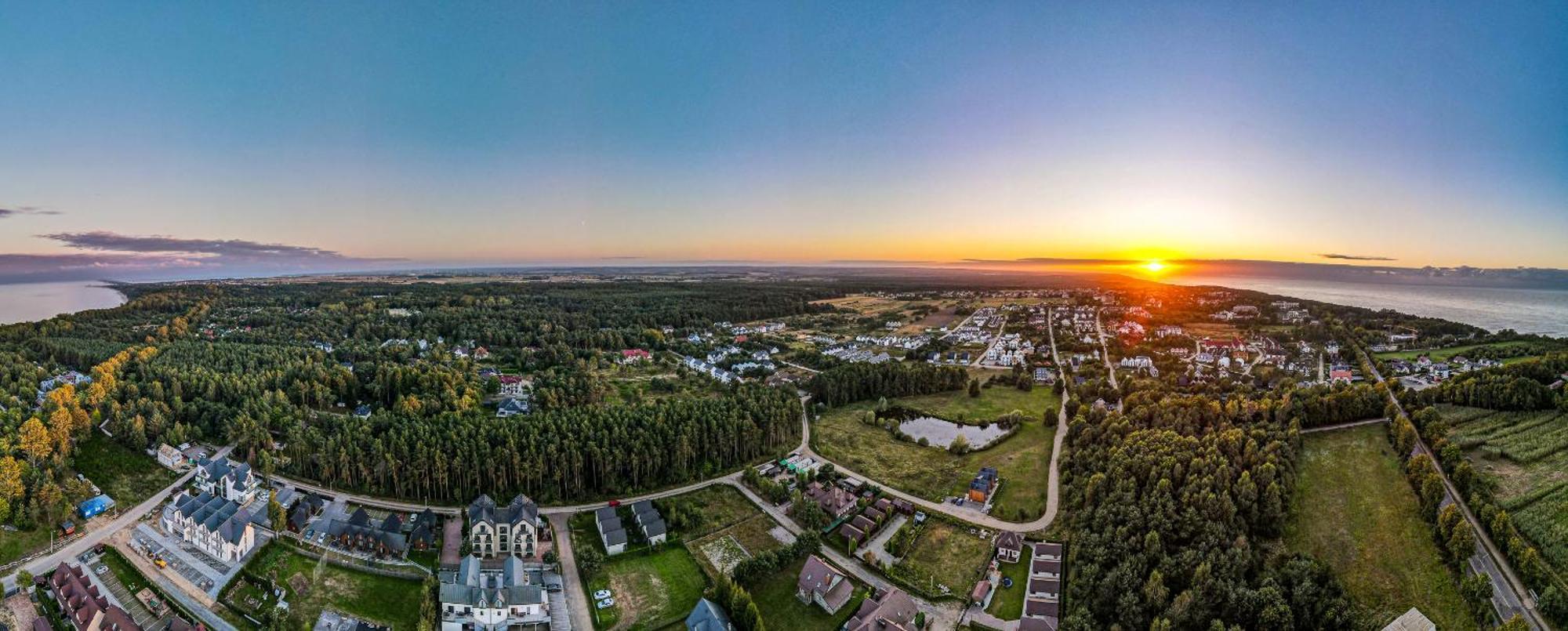 Nowoczesne Domki Sosnowa Przystan W Rozewiu Z Jacuzzi Jastrzebia Gora Exterior photo