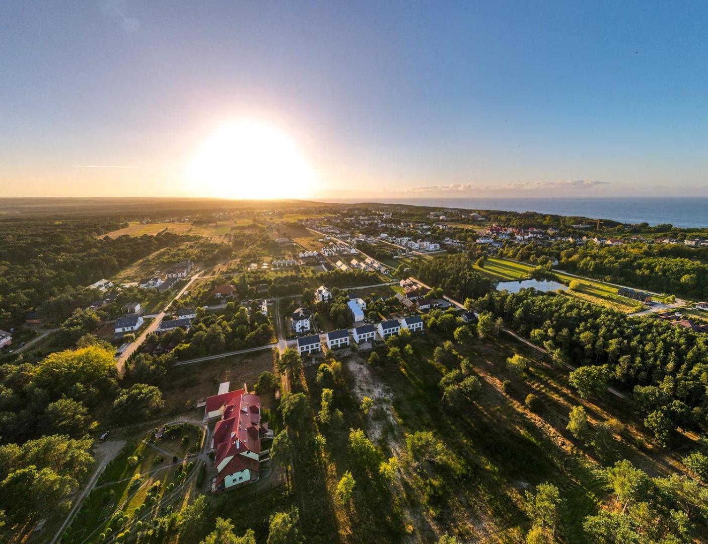 Nowoczesne Domki Sosnowa Przystan W Rozewiu Z Jacuzzi Jastrzebia Gora Exterior photo