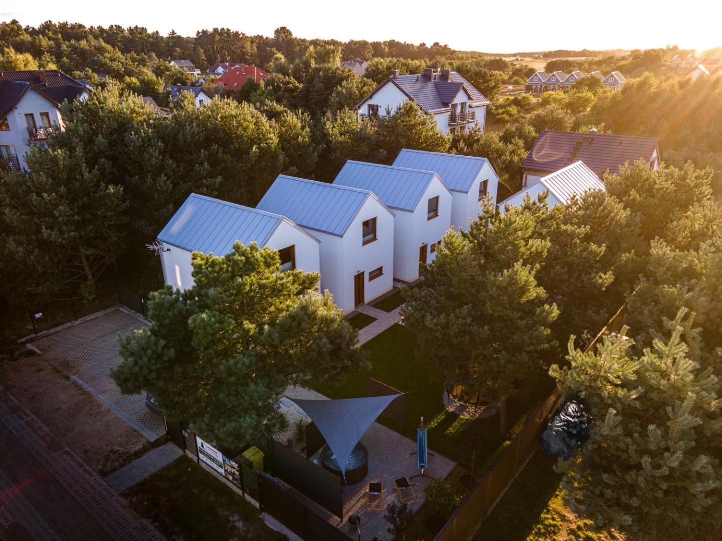 Nowoczesne Domki Sosnowa Przystan W Rozewiu Z Jacuzzi Jastrzebia Gora Exterior photo